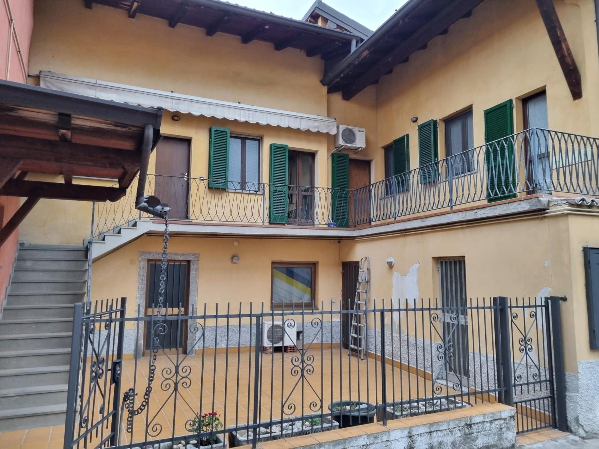 Sweet Home Azzano San Paolo ภายนอก รูปภาพ