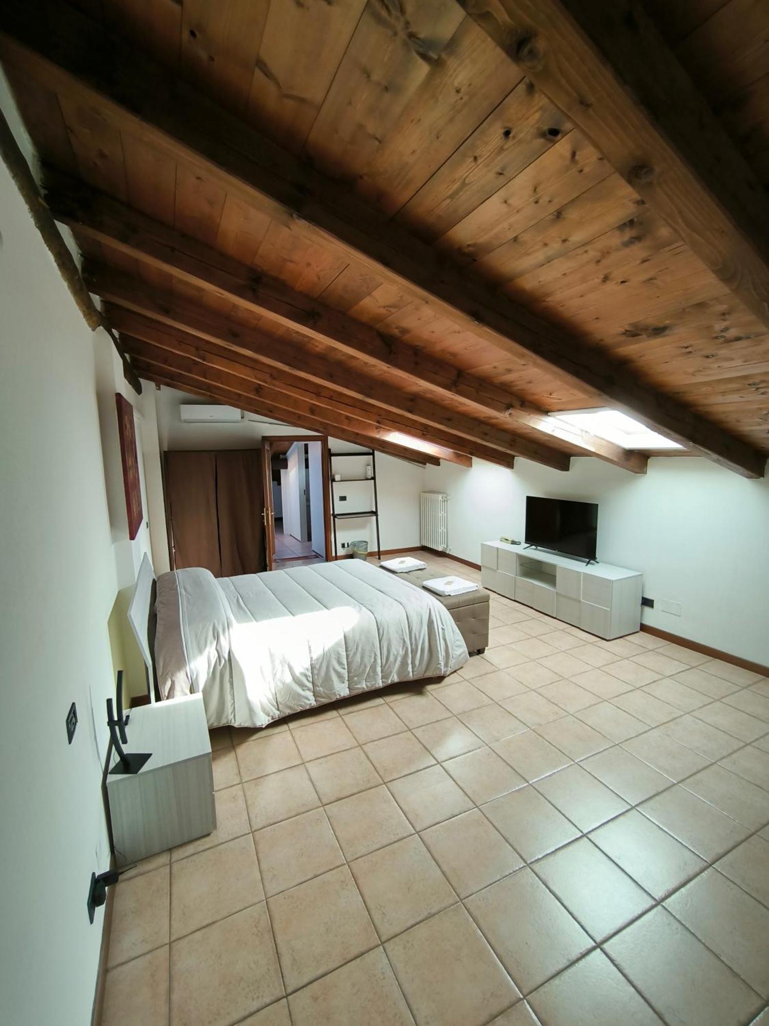 Sweet Home Azzano San Paolo ภายนอก รูปภาพ